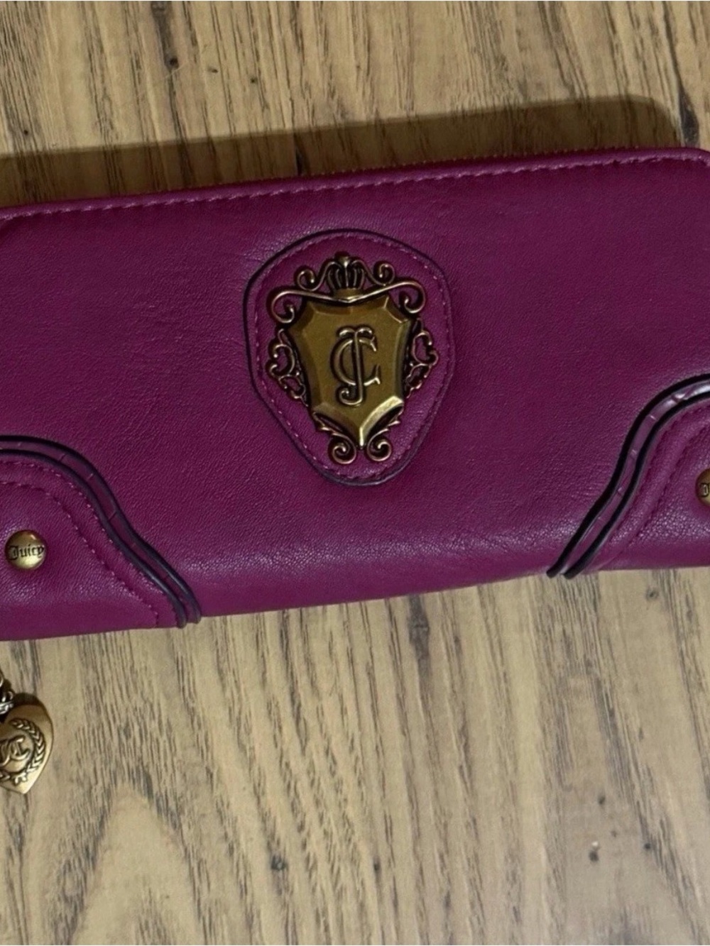 Juicy Couture Plum Purple Zip Around Wallet Gold Crest Heart Charm